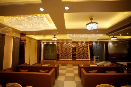 Hotel Prime Residency,Chhatarpur Отели в г. Чхатарпур