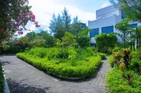 The Lead Hotel Hotels near British Council