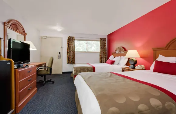 克利夫蘭機場西華美達酒店