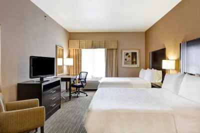 Holiday Inn Express & Suites Milwaukee-New Berlin Отели в г. Нью Берлин