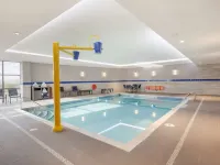 GLō Best Western Mississauga Corporate Centre Hotels near Microsoft Canada Head Office