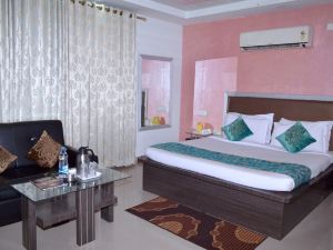 Hotel Dayal Residency