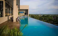 Golden Tulip Essential Belitung - Beach