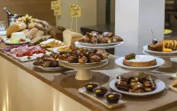 Hotel Boemia - Desayuno