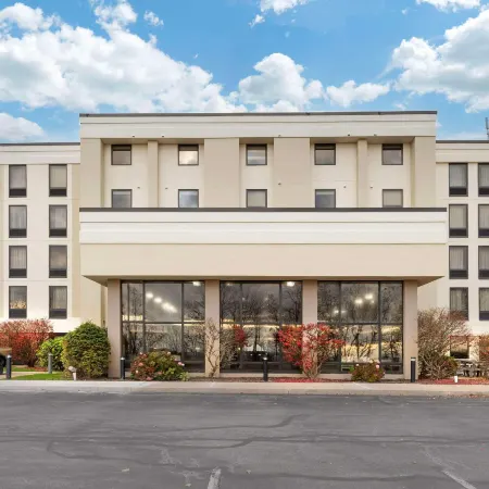 Comfort Inn & Suites