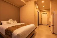 Mr.KINJO in GRAND BLUE CHATAN - Homestays
