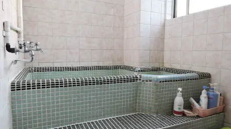 Business Hotel Kirakuso Отели в г. Таварамото