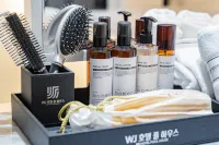 WJ Hotel Full House Hotels in Wonju