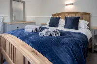 Honeysuckle Cottage - 1 Bedroom Cottage - Amroth - Villas