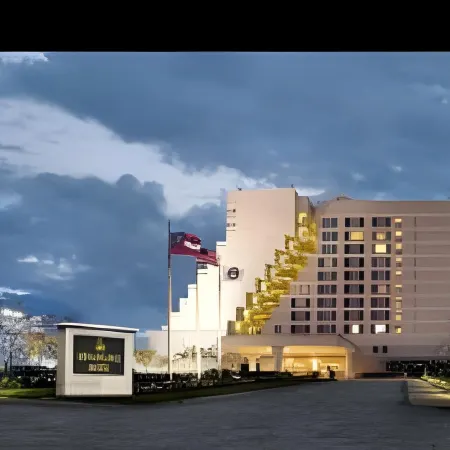 Renaissance Concourse Atlanta Airport Hotel