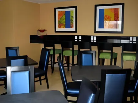 Fairfield Inn Kennewick Отели в г. Кенневик