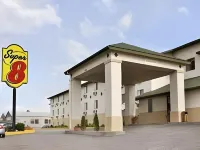 Super 8 by Wyndham Dodge City Отели рядом с достопримечательностью «Колледж Додж-Сити Коммьюнити»