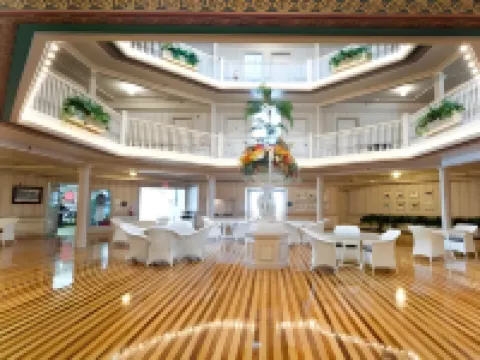 杉樹角熱浪飯店