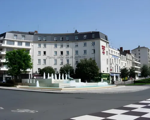 Grand Hotel de la Gare Hotels in Angers