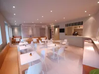 Aromi Piccolo Hotel