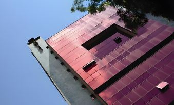 5. Hotel Go..