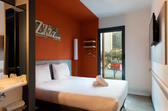 宜必思快捷馬德里中心拉瓦皮耶斯飯店