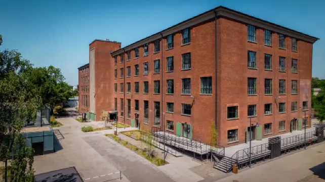 Montownia Lofts & Experience