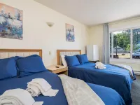 Beach Club by Beach1 Motel Hotels in Wasaga Beach
