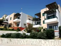 Erivolos Studios & Apartments