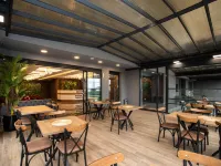 Marina Green Suit Hotel Hotels in Yomra