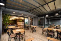 Marina Green Suit Hotel Hotels in Yomra