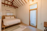 Spring Day Hotels in 