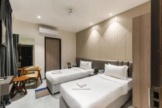 巴夫納草坪酒店