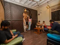 HappiNest - the Backpacker's Hostel Các khách sạn gần Khu ổ chuột Dharavi