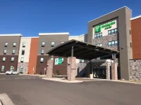 Holiday Inn & Suites SIOUX FALLS - AIRPORT by IHG Отели в г. 