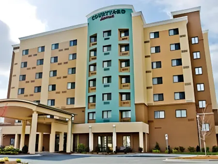 Courtyard Charlotte Concord