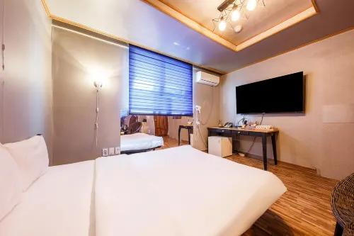 H Boutique Motel