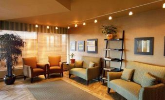 Quality Inn & Suites PE Trudeau Airport