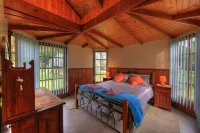 Stanley Lakeside Spa Cabins Hotel a 