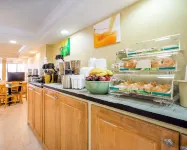 Quality Inn - Desayuno