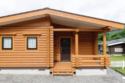 Natural HotSpring with Log House