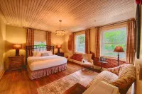 Historic Tapoco Lodge Отели в г. Йеллоу Крик