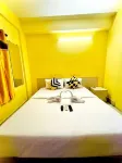 Hotel O Yellow Rose Hotels near Gazi Pukur