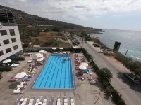 Le Six Hotel and Resort Hotels in Batroun
