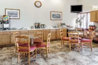 Travelodge by Wyndham Longmont - Pet friendly