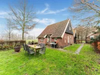 Cozy Apartment in Enschede Near Forest Các khách sạn gần Molly Malone Irish Pub