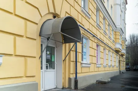 Три барсука Отели рядом с достопримечательностью «Защитникам Советского Заполярья в годы Великой Отечественной войны»