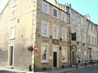 The Sun Hotel & Bar