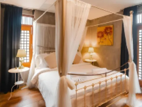 ルアンサネーハー アムパワー アムパワーのホテル