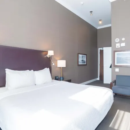 Sandman Signature Kamloops Hotel