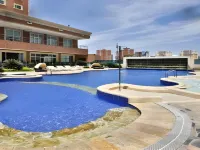 Hotel Dann Carlton Barranquilla - ที่มีสระว่ายน้ำ