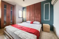 RedDoorz Premium Near Imperium Superblok Hotell i Taman Baloi