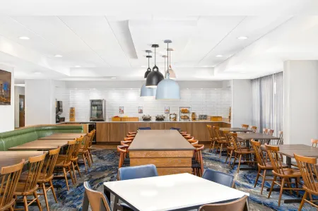 Fairfield Inn Evansville East