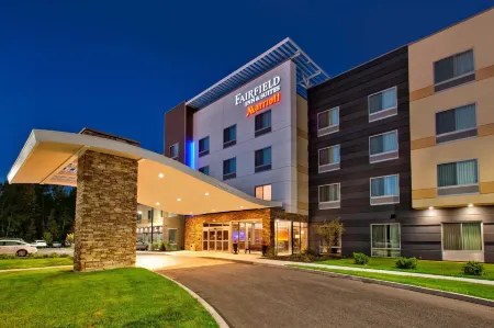 Fairfield Inn & Suites Plattsburgh Отели в г. Платтсбург Запад