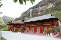 Moc Chau Island - Bach Long Glass Bridge Hotellit kohteessa Mường Sang